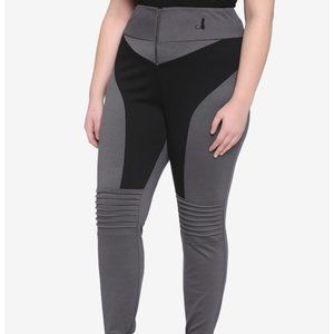 Plus size Cat Woman costume leggings 4 4X DC Comics Torrid gray black Batman